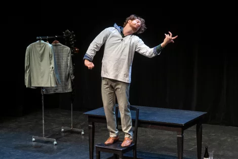 Szenenbild bekenntnisse des – Bild von hochstaplers felix krull 2 volker beushausen