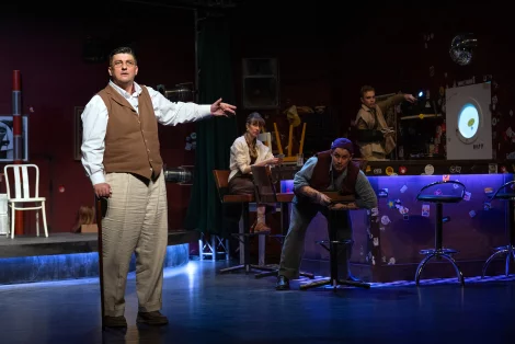 Szenenbild der theatermacher – Bild von 14 volker beushausen