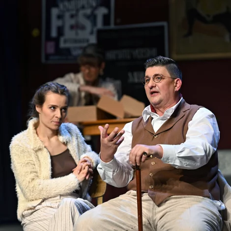 Szenenbild der theatermacher – Bild von 4 volker beushausen