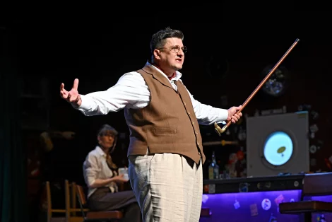 Szenenbild der theatermacher – Bild von 5 volker beushausen