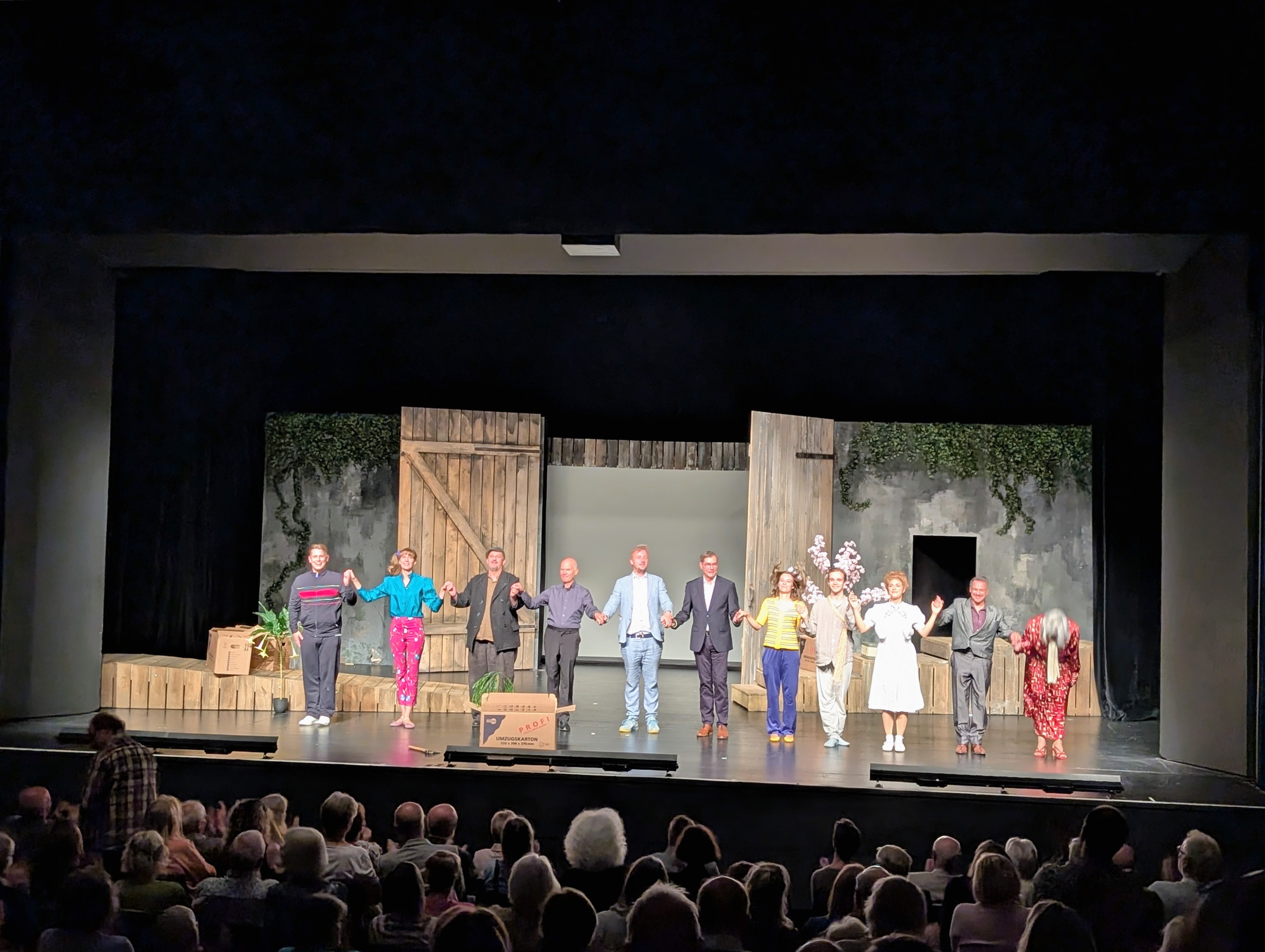 eroeffnungspremiere_8_sabrina_dubray.jpg